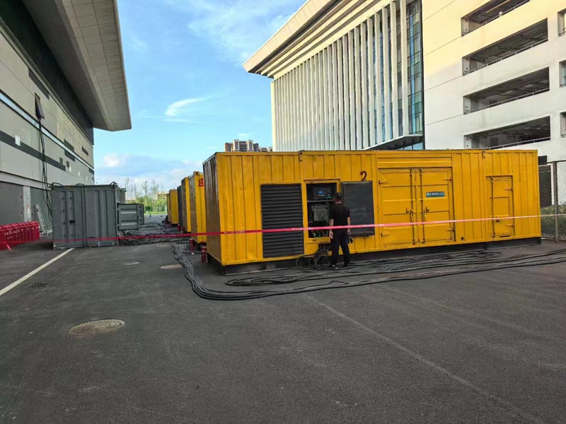 信州柴油发电机冬季保养注意事项?